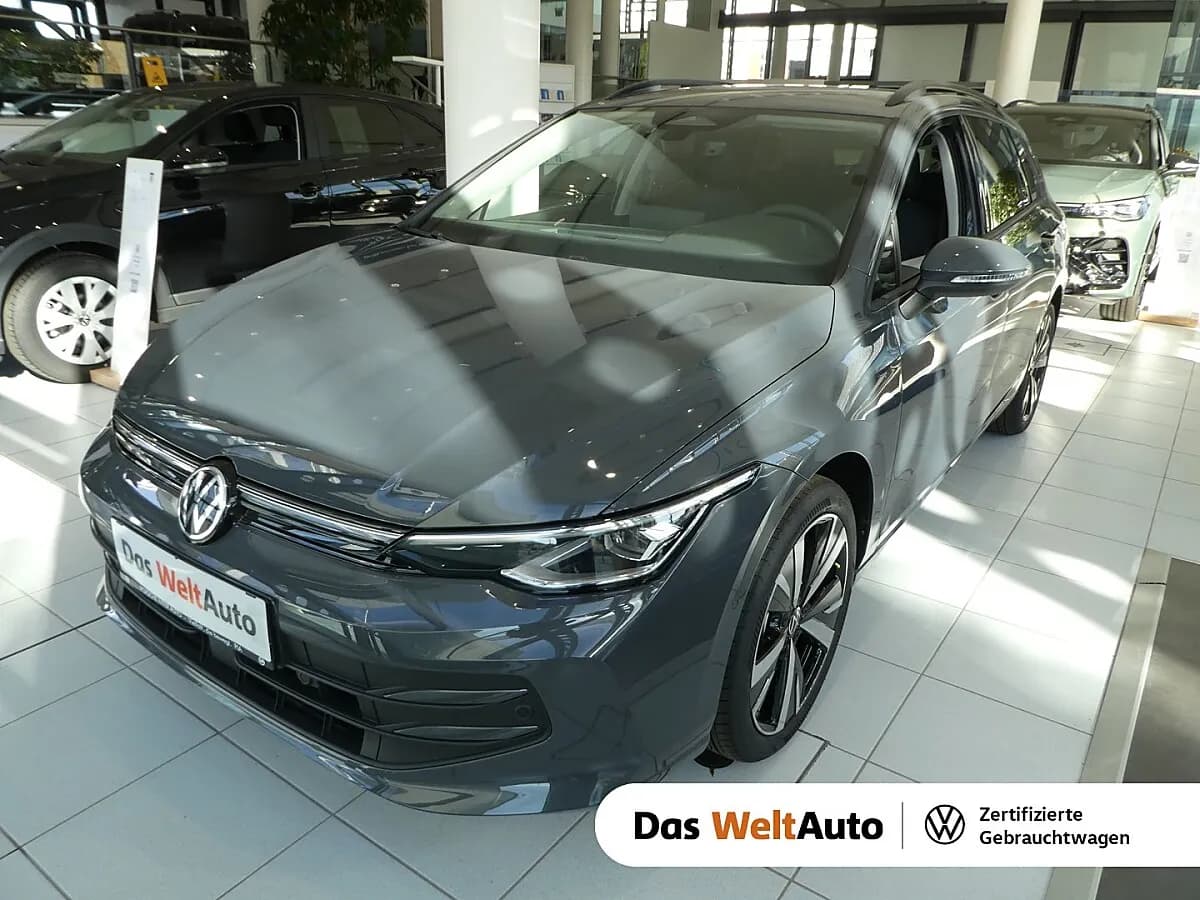 VW Golf 2026 – € 31.990, 10 km – Bild 1 von 21