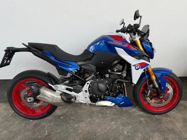 BMW F 900 R
