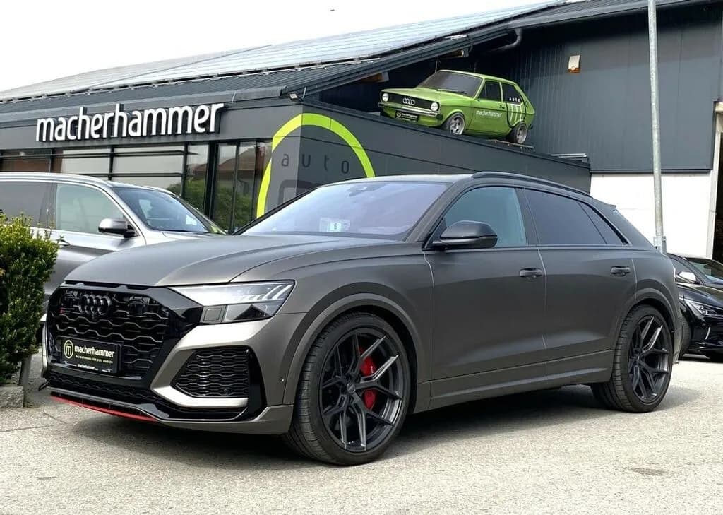 Audi Q8