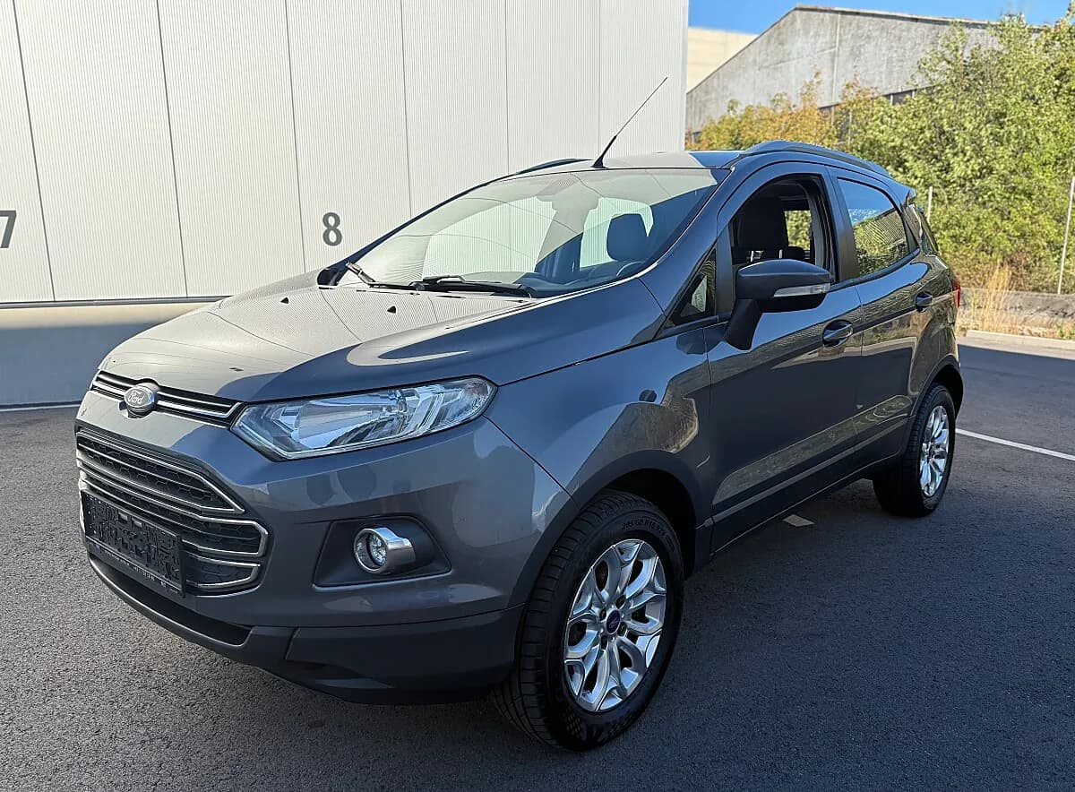 Ford EcoSport 2014 – € 7.990, 110 000 km – Bild 1 von 35