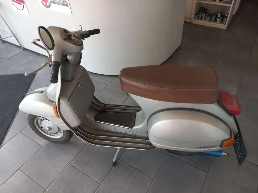 Vespa 125