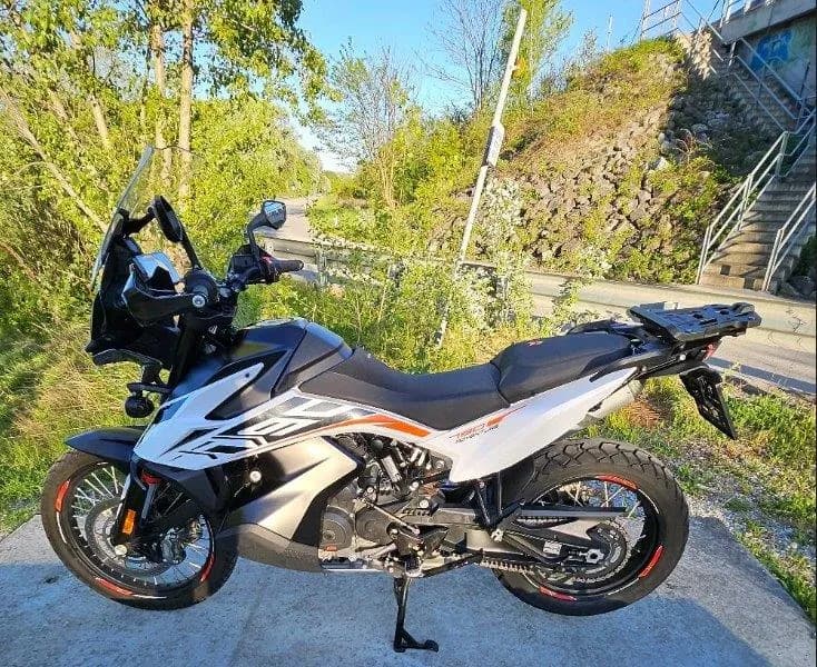 KTM 790