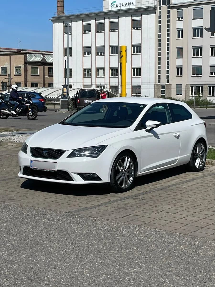 Seat Leon 2013 – € 7.500, 106 000 km – Bild 1 von 13