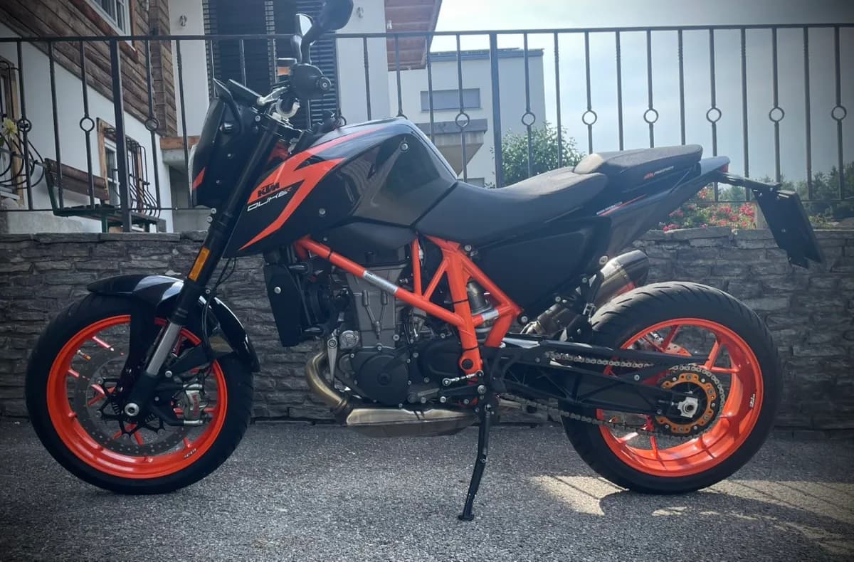 KTM 690