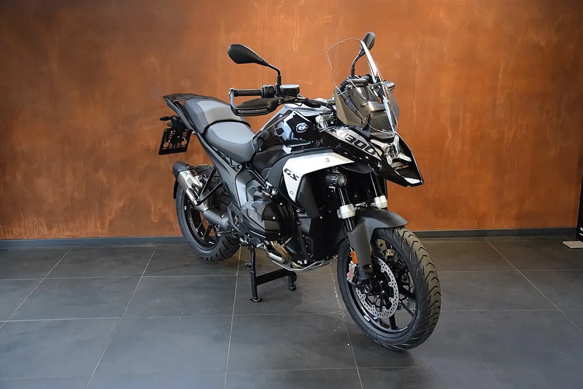 BMW R 1300 GS – € 28.933, 0 km – Bild 1 von 4