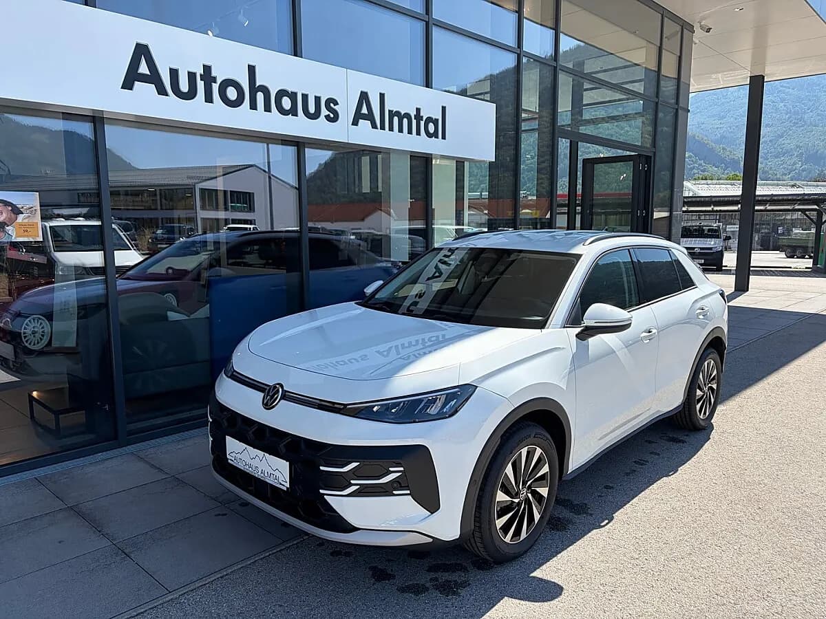 VW T-Roc 2026 – € 33.900, 1 000 km – Bild 1 von 19