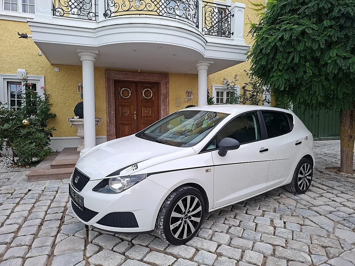 Seat Ibiza 2009 – € 4.900, 80 000 km – Bild 1 von 40