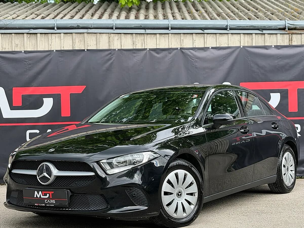 Mercedes-Benz A-Klasse 2019 – € 17.890, 118 000 km – Bild 1 von 19