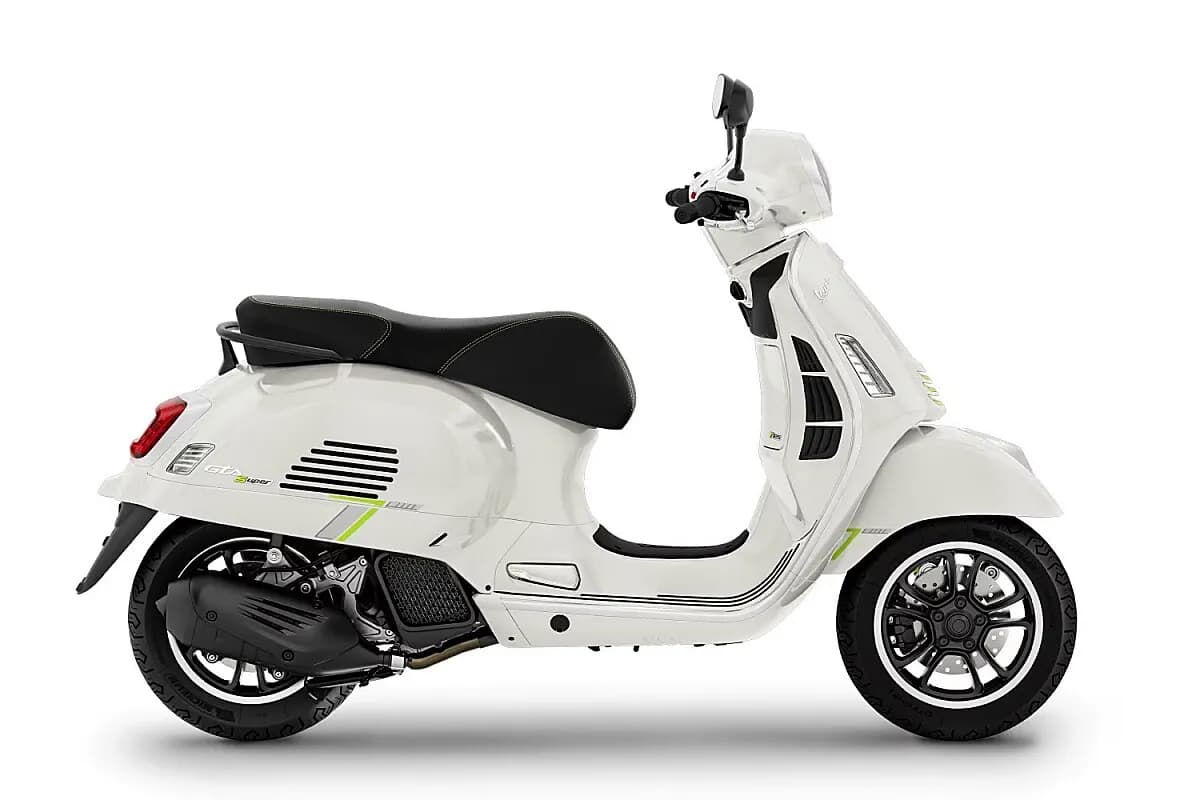 Vespa GTS – € 6.490, 0 km – Bild 1 von 1