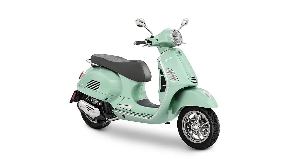 Vespa GTS – € 6.090, 0 km – Bild 1 von 9