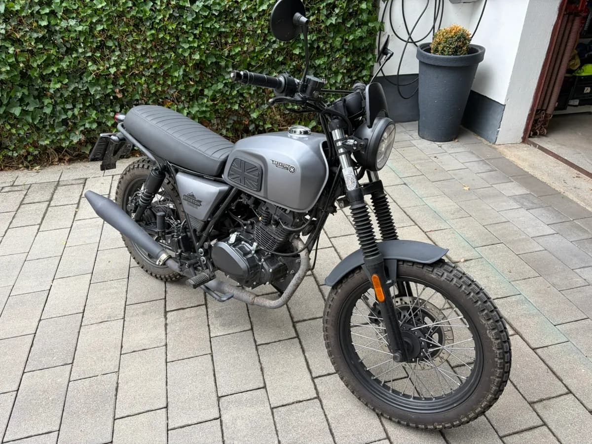Brixton Felsberg 125