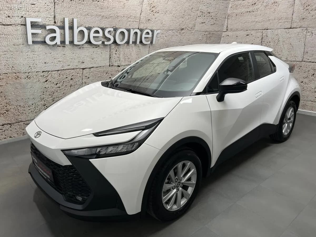 Toyota C-HR – € 31.496, 10 km – Bild 1 von 14