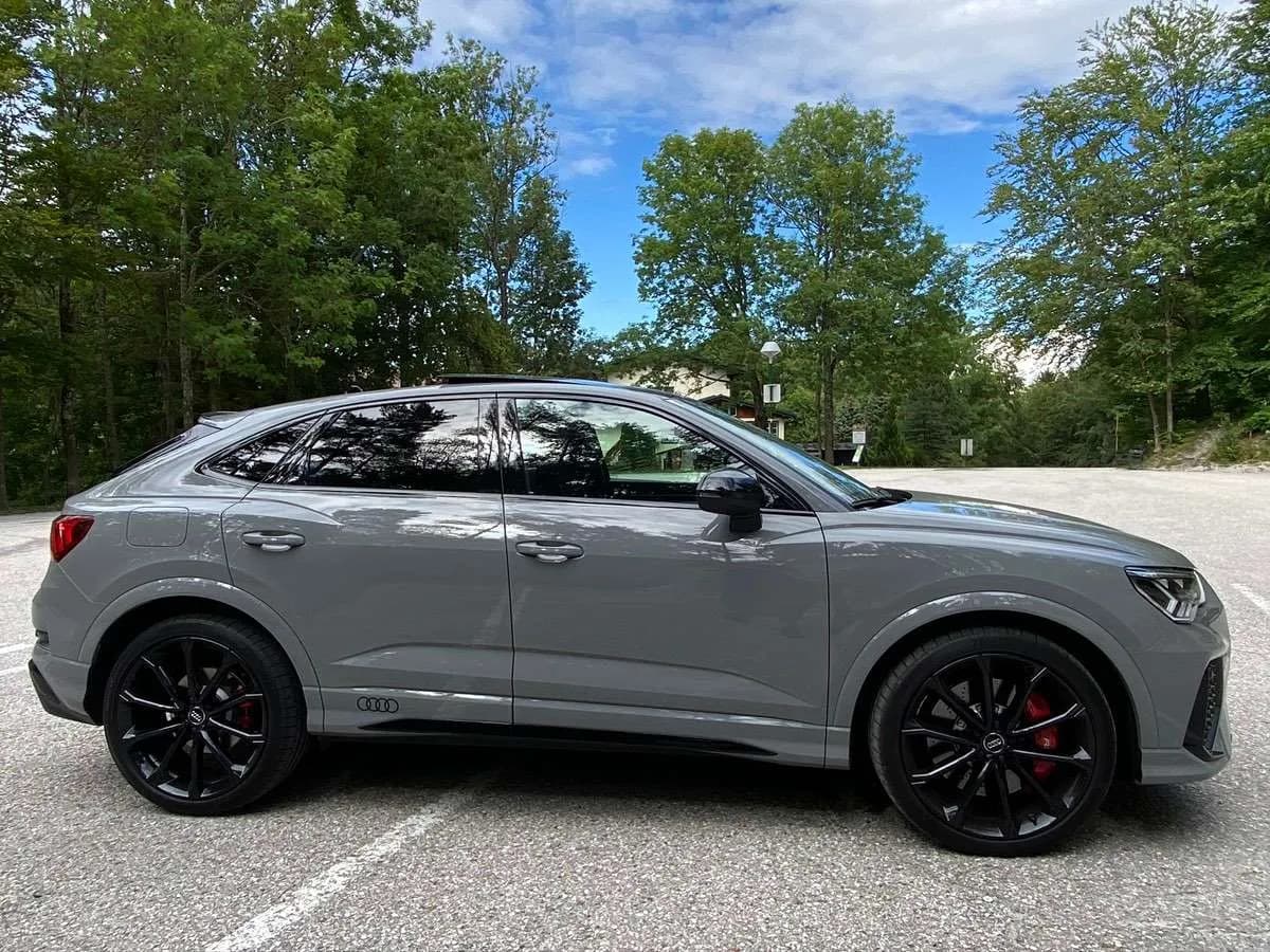 Audi Q3 2020 – € 68.000, 5 500 km – Bild 1 von 16
