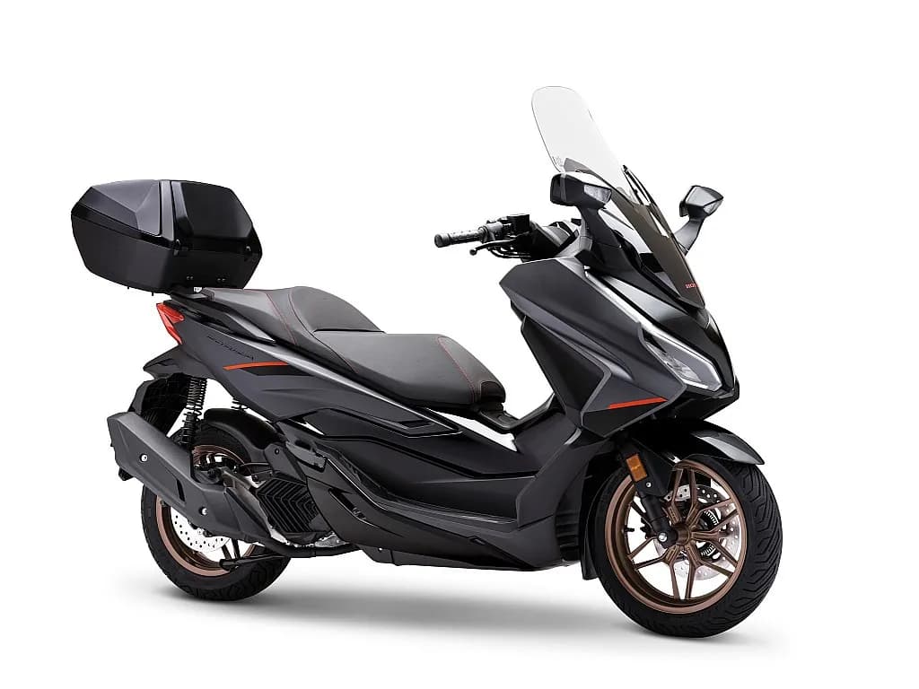 Honda Forza – € 6.090, 0 km – Bild 1 von 3