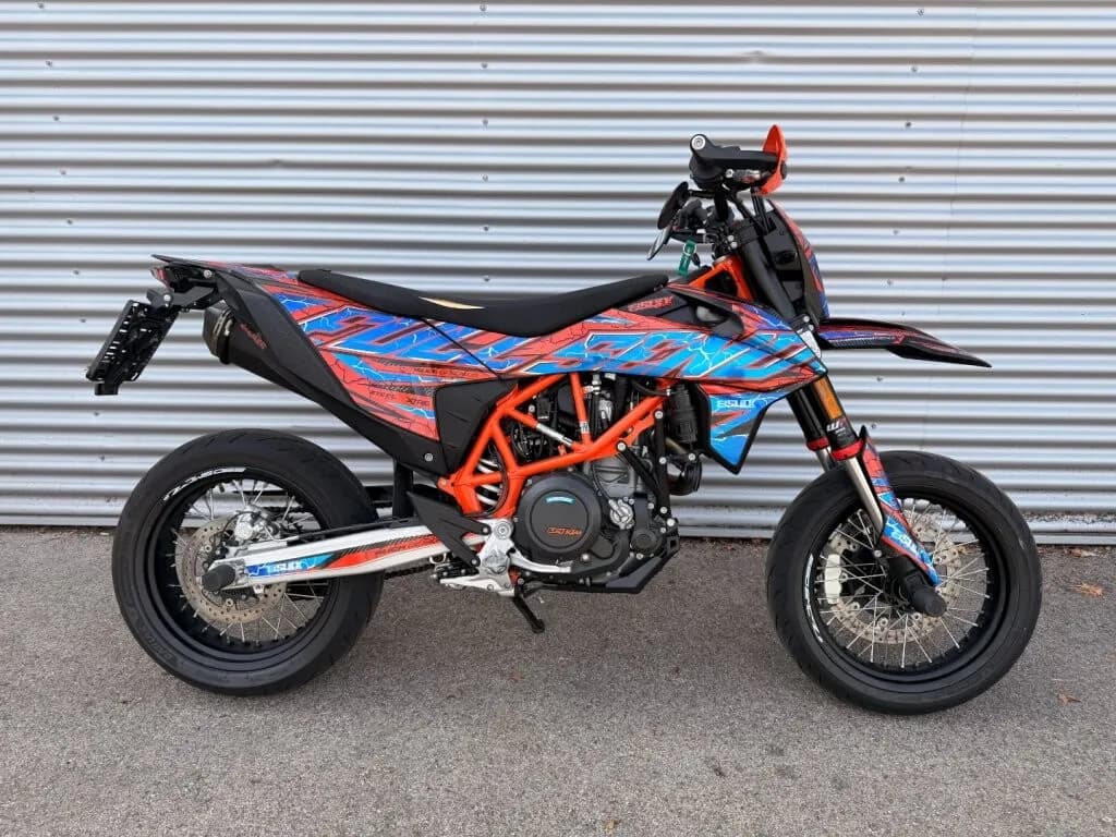 KTM 690