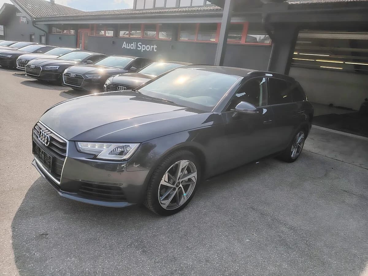 Audi A4 2018 – € 23.998, 150 000 km – Bild 1 von 8