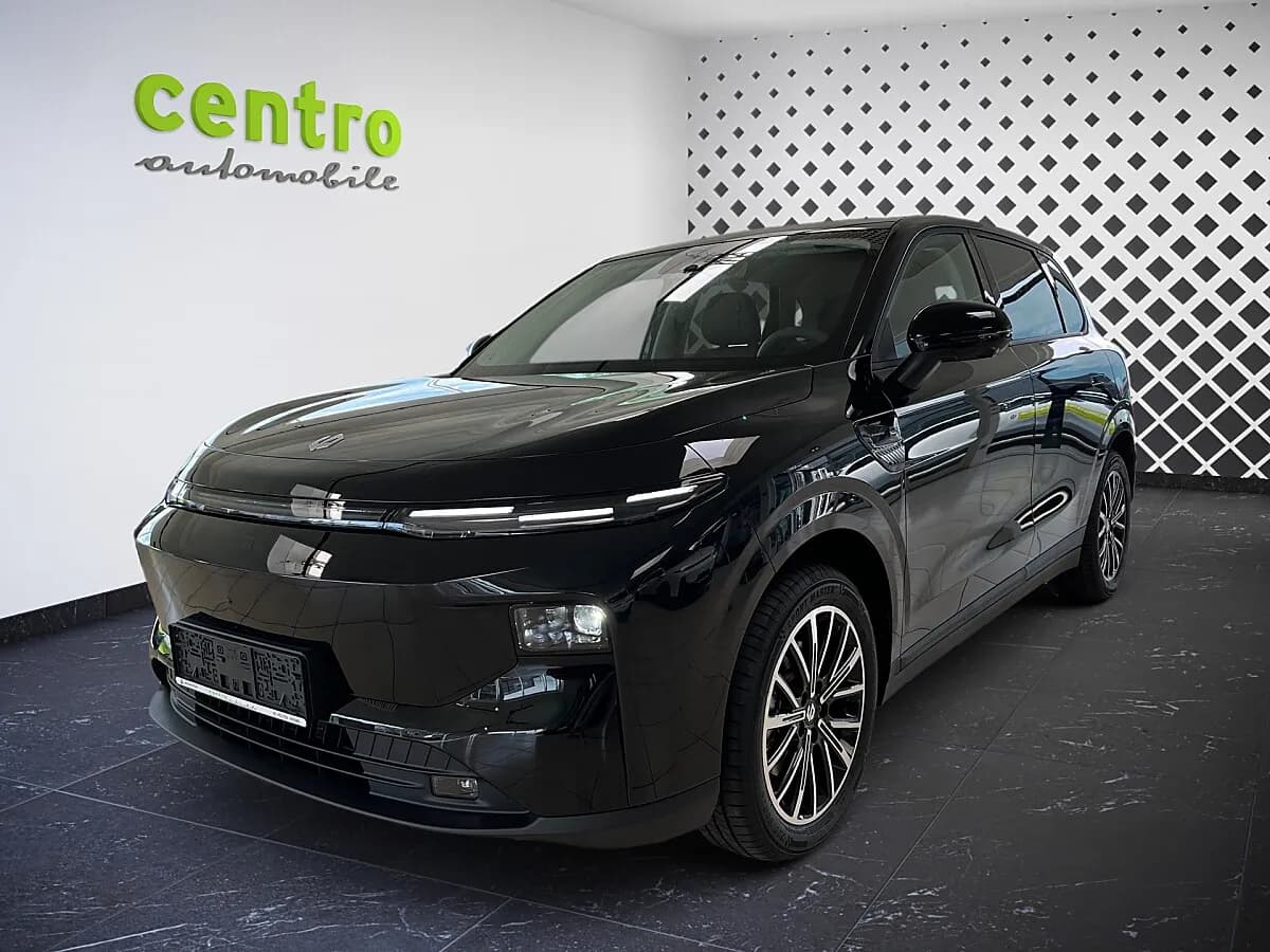 Leapmotor B10 2026 – € 29.880, 50 km – Bild 1 von 14