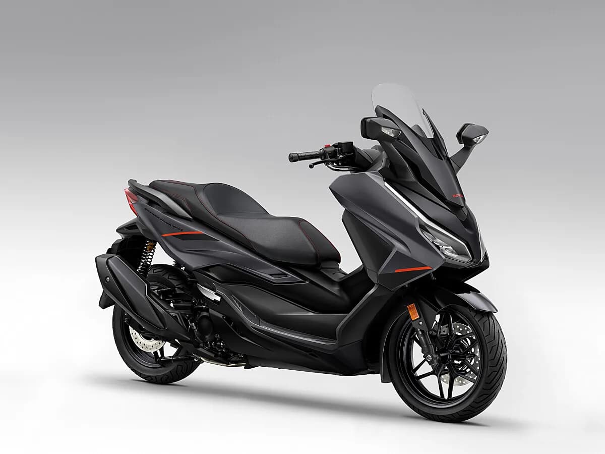 Honda Forza – € 7.490, 0 km – Bild 1 von 7