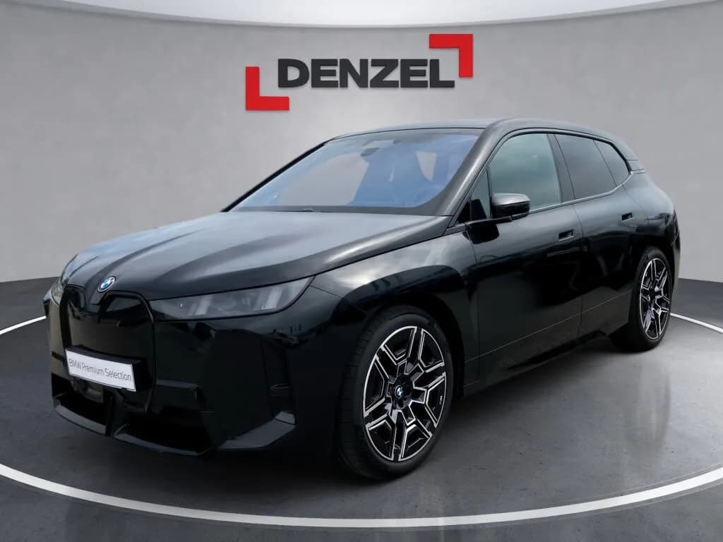 BMW iX