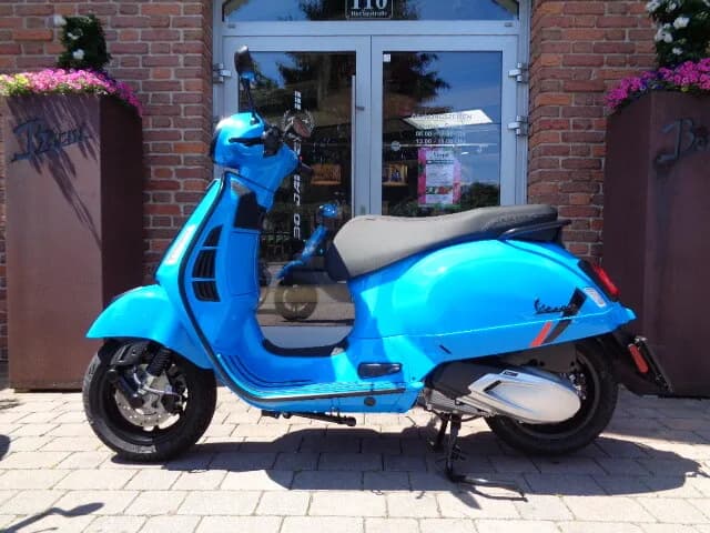 Vespa GTS – € 8.299, 0 km – Bild 1 von 7