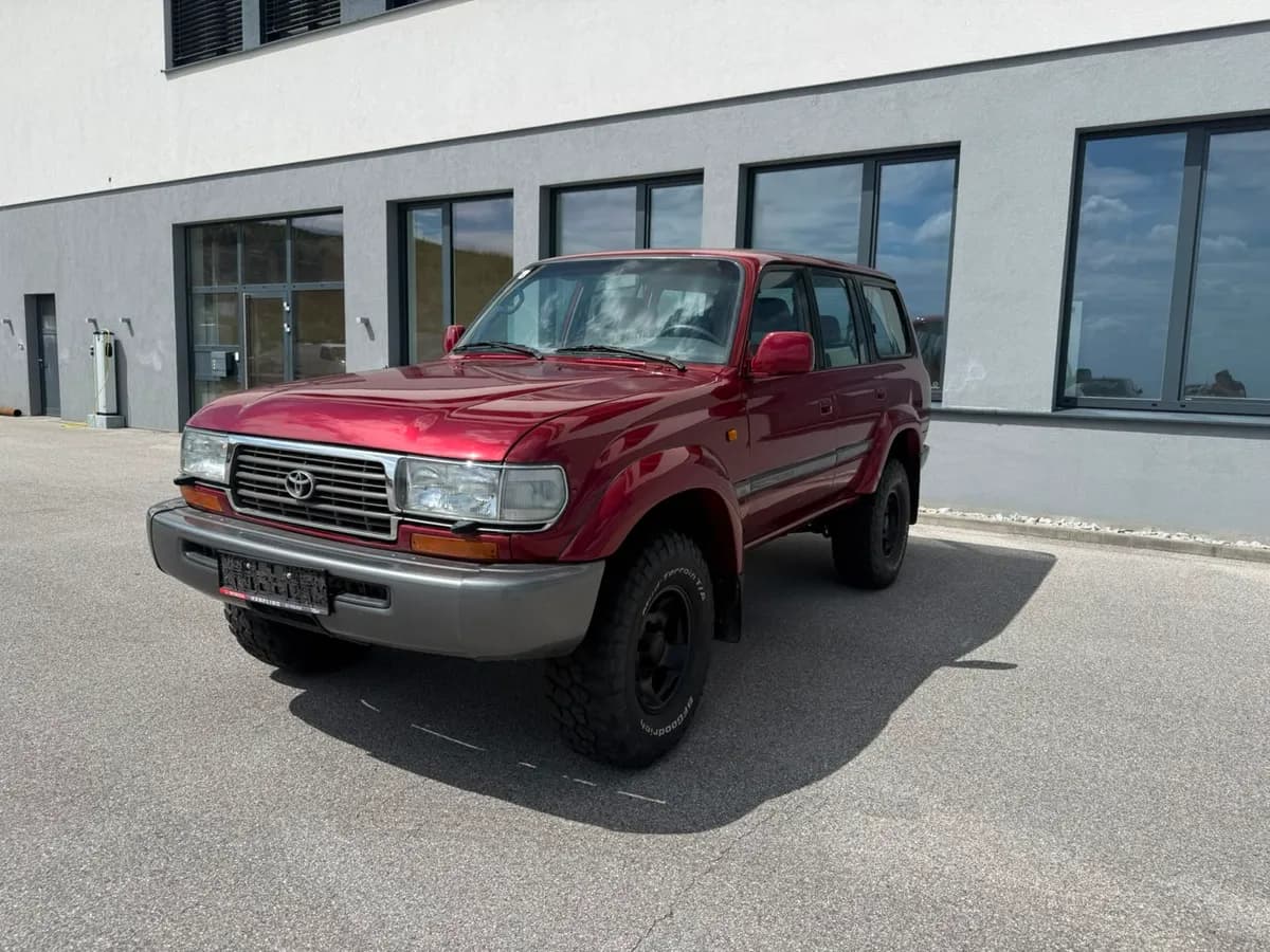 Toyota Land Cruiser