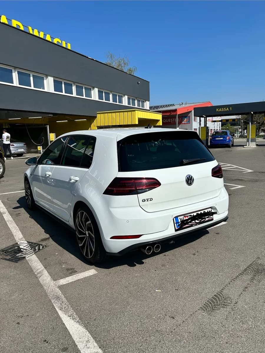 VW Golf 2017 – € 21.000, 170 000 km – Bild 1 von 10