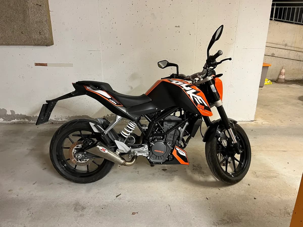 KTM Duke