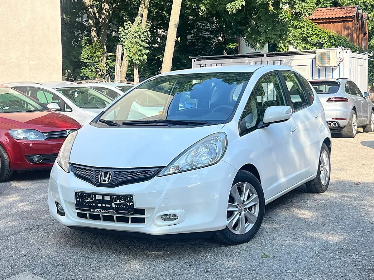 Honda Jazz 2014 – € 7.999, 123 000 km – Bild 1 von 16