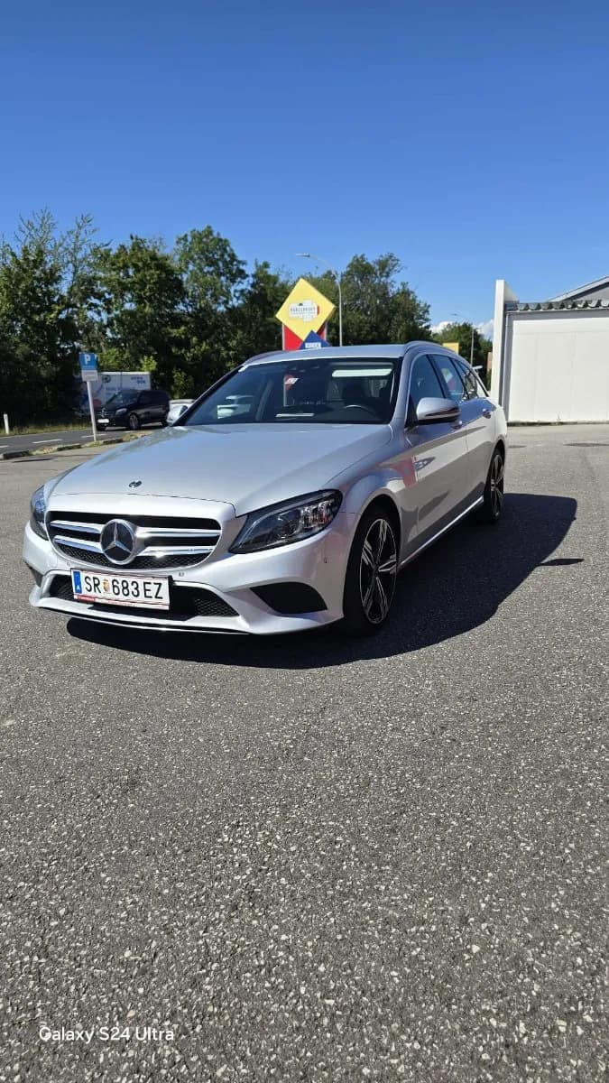 Mercedes-Benz C-Klasse 2020 – € 21.000, 129 363 km – Bild 1 von 15
