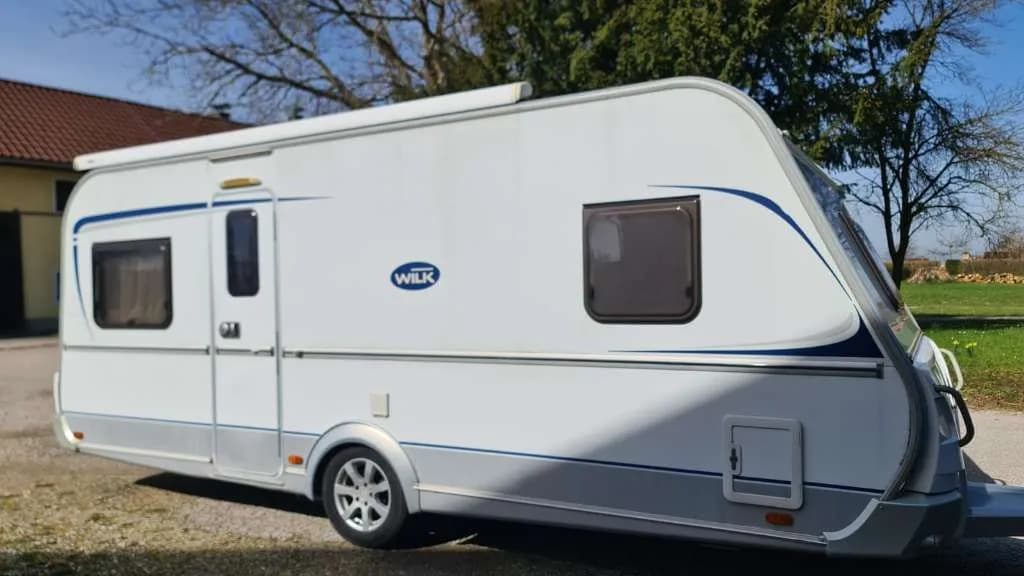 Knaus Wilk Eterno mit Mover 2013 – € 13.900, 12 345 km – Bild 1 von 33