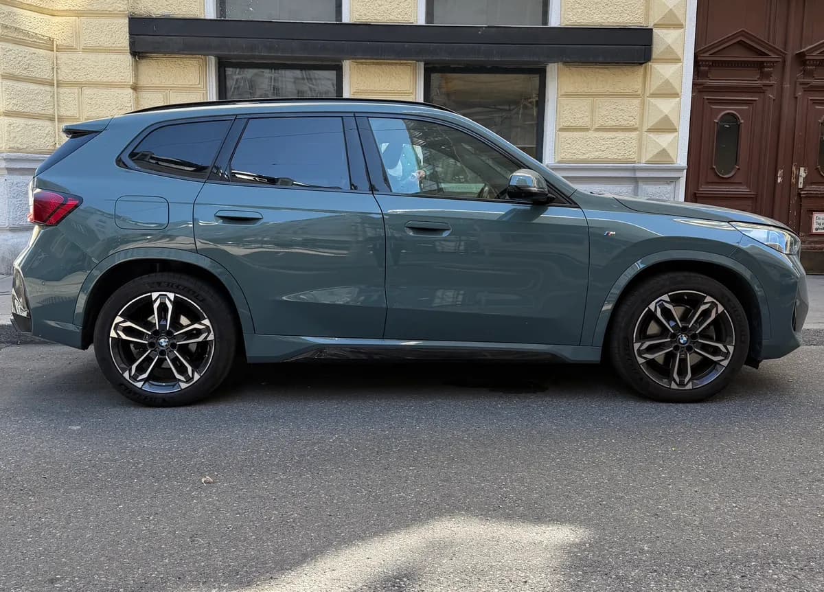 BMW X1 2023 – € 38.897, 83 000 km – Bild 1 von 26