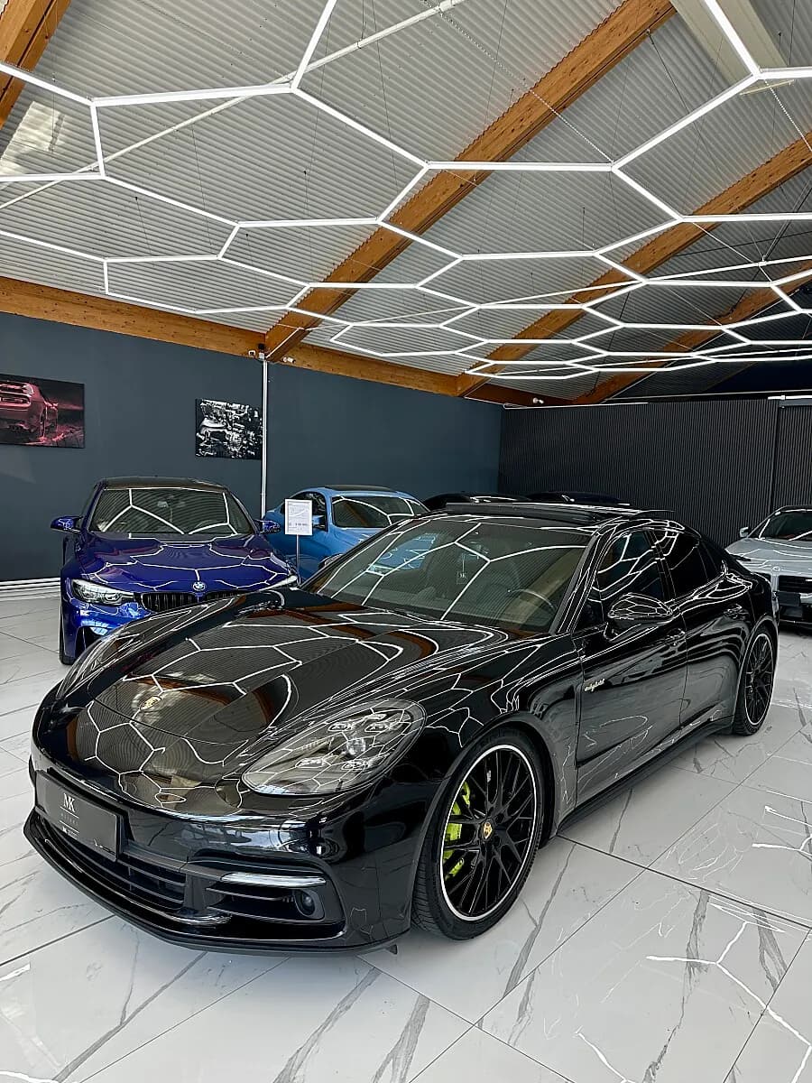 Porsche Panamera 2017 – € 61.999, 89 500 km – Bild 1 von 45