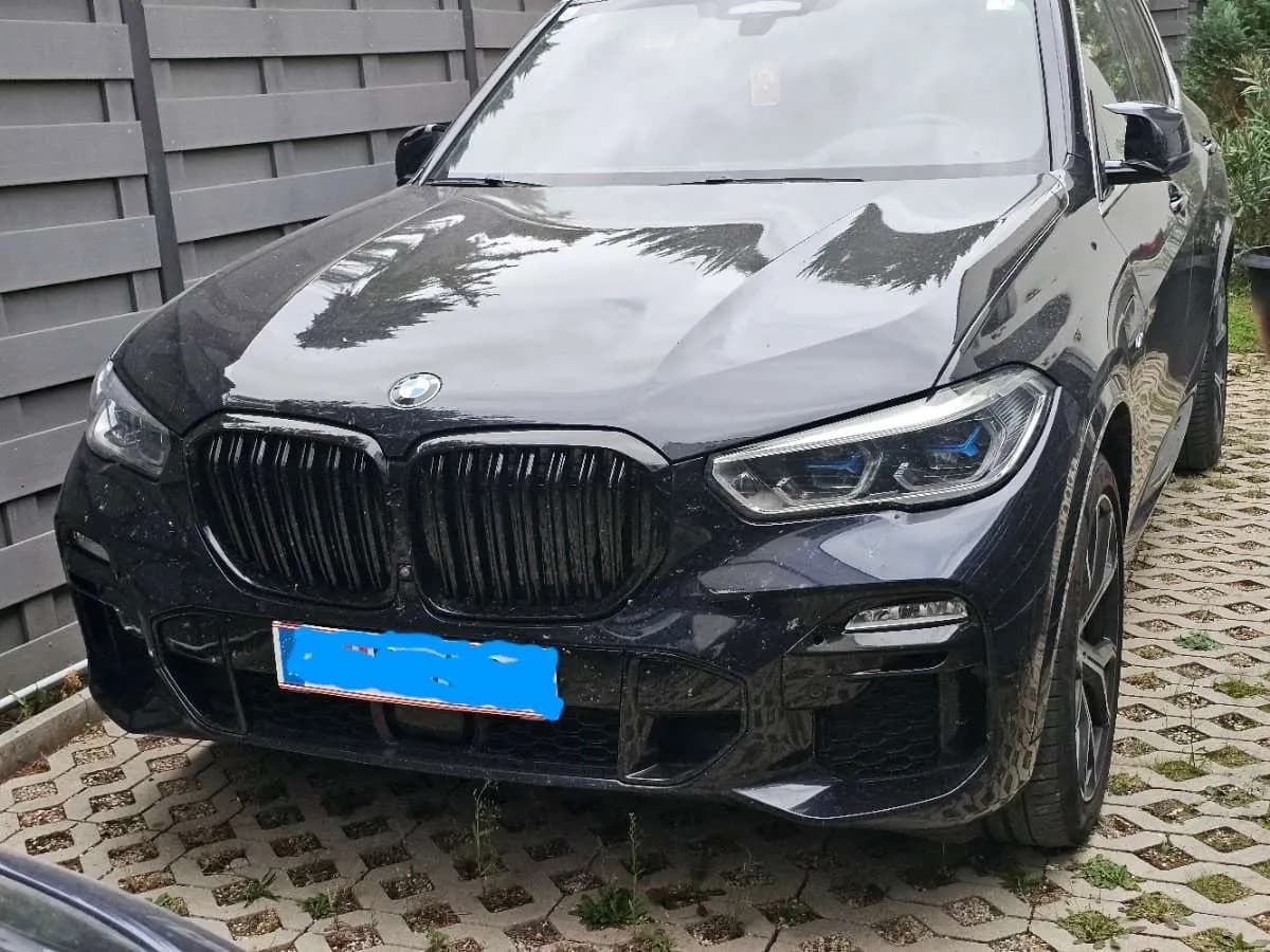 BMW X5 2020 – € 48.500, 122 500 km – Bild 1 von 10
