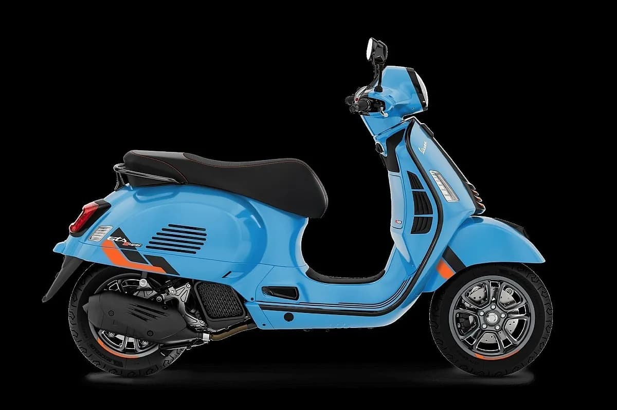 Vespa GTS – € 6.390, 0 km – Bild 1 von 5