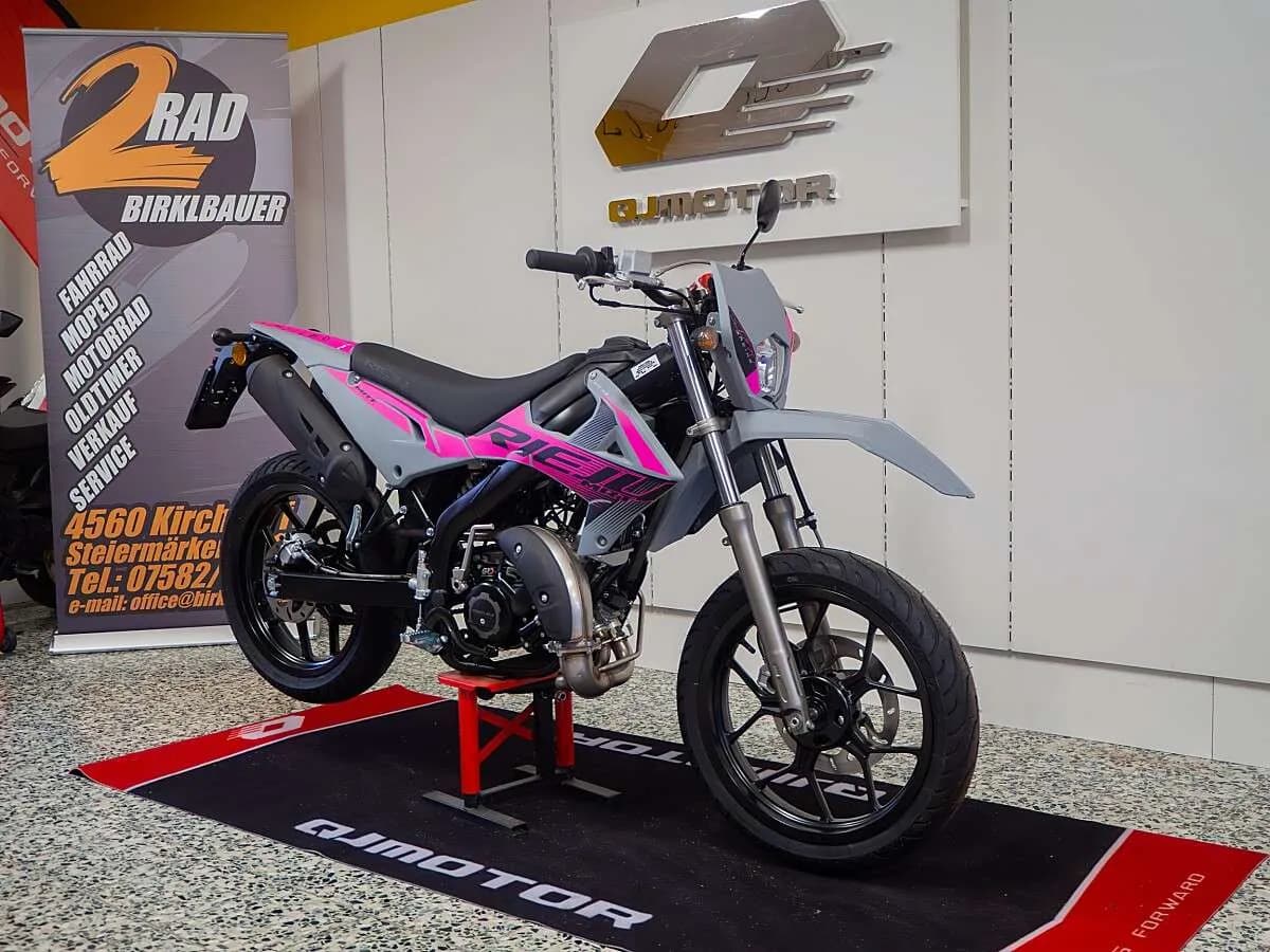Rieju MRT – € 3.899, 0 km – Bild 1 von 3