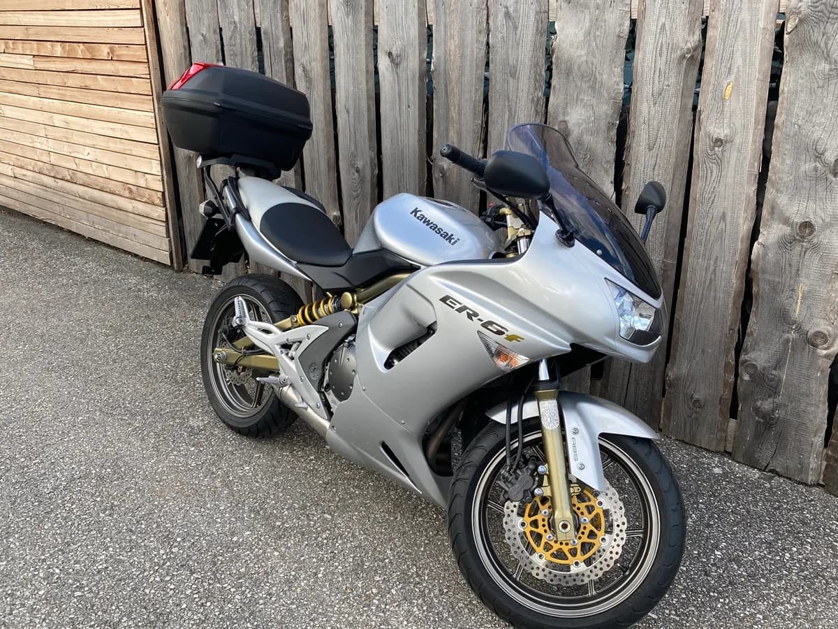 Kawasaki ER
