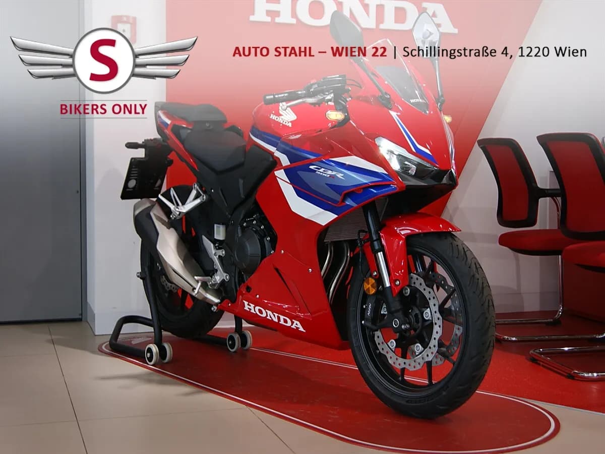 Honda CBR – € 7.290, 0 km – Bild 1 von 9