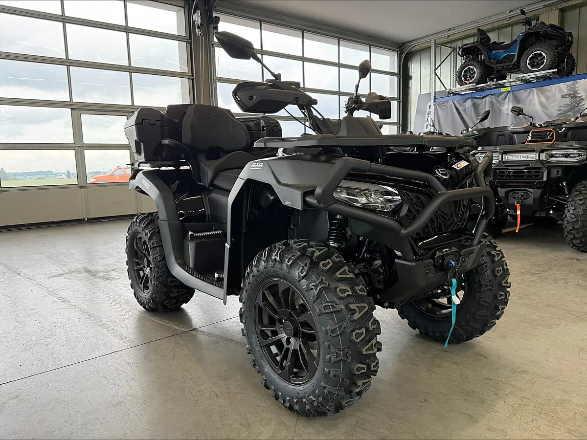 CFMOTO CForce – € 8.699, 0 km – Bild 1 von 6