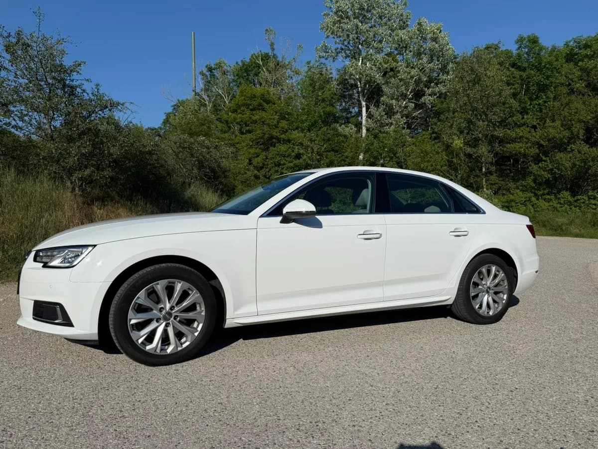 Audi A4 2016 – € 19.200, 85 000 km – Bild 1 von 51