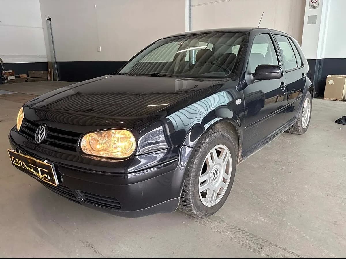 VW Golf