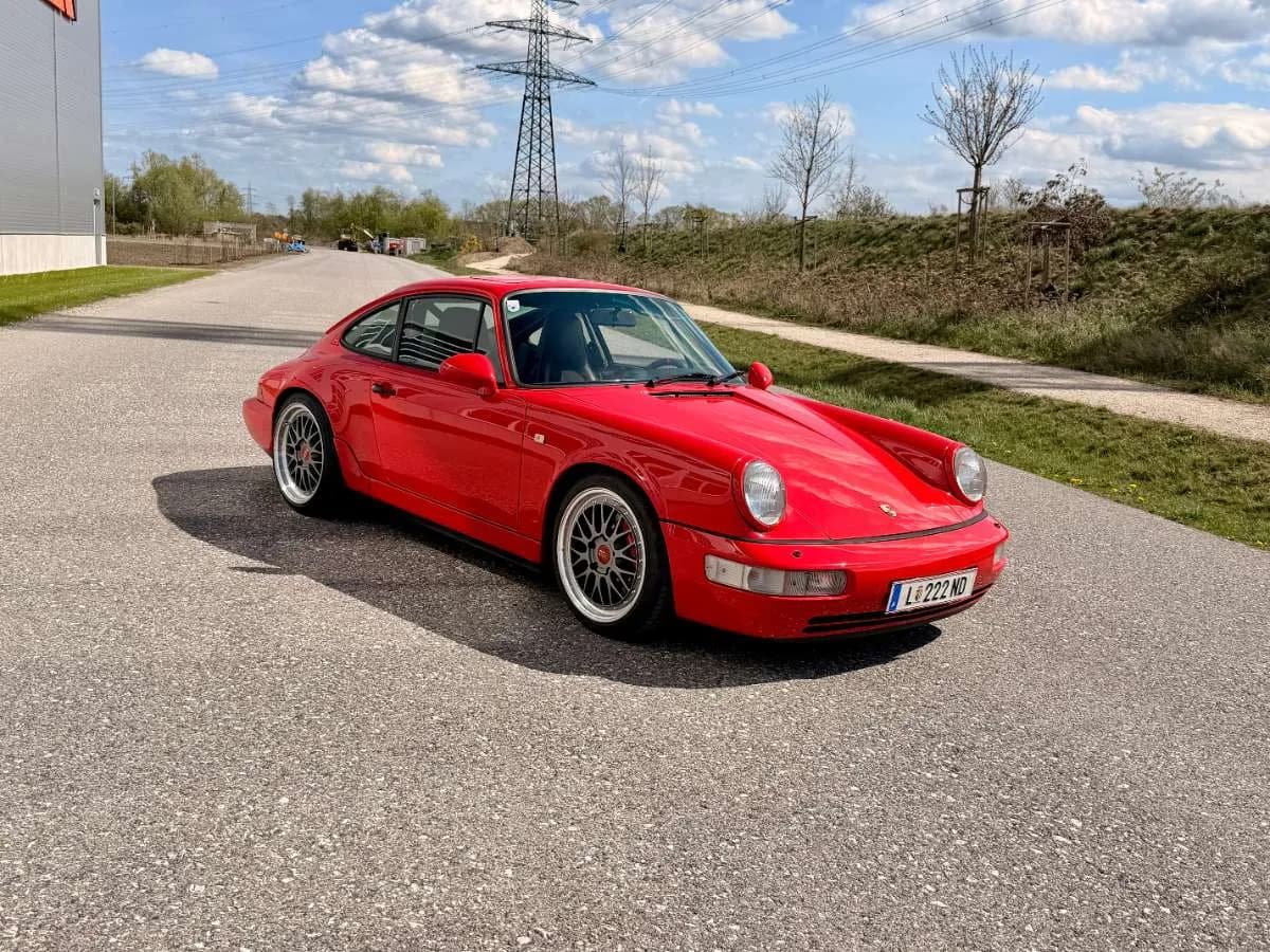 Porsche 911