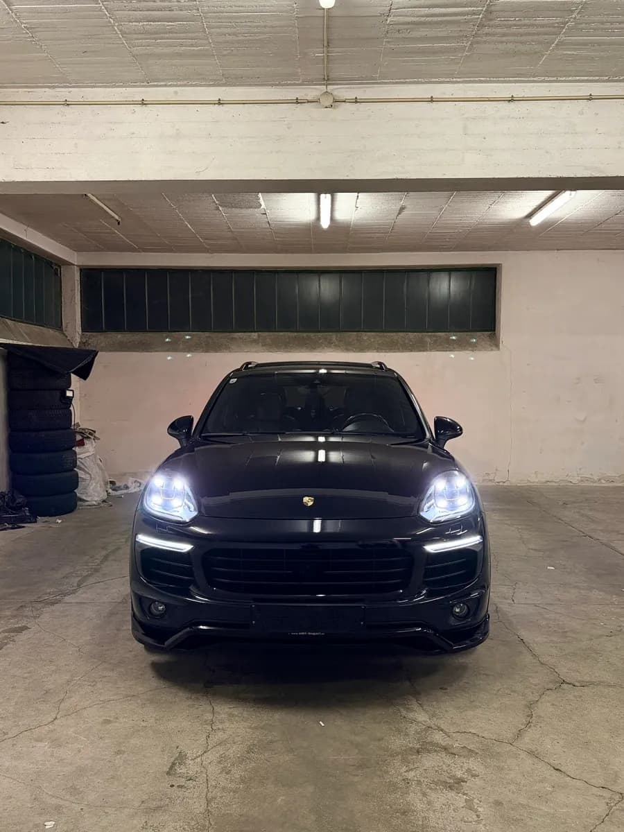Porsche Cayenne 2014 – € 28.999, 199 000 km – Bild 1 von 18