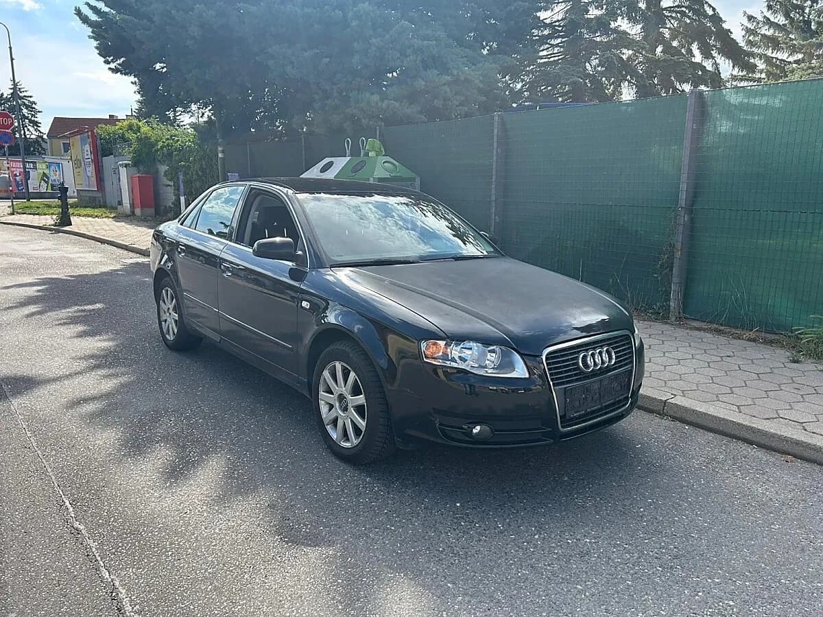 Audi A4 2006 – € 1.200, 160 000 km – Bild 1 von 18
