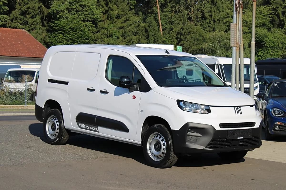 Fiat Doblò 2026 – € 41.990, 50 km – Bild 1 von 54