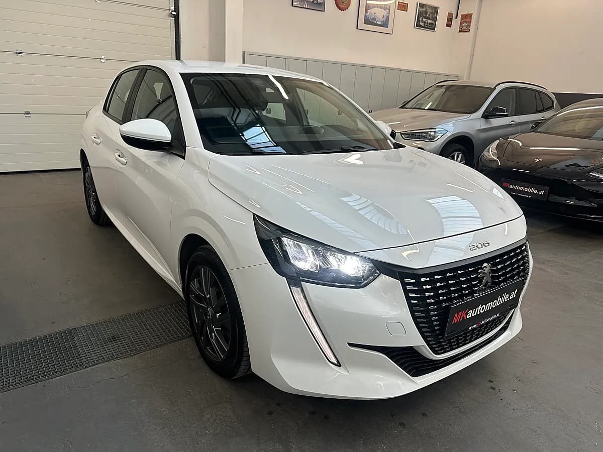 Peugeot 208