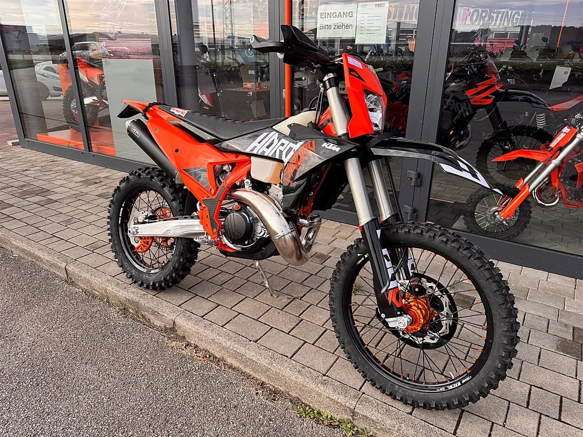 KTM 300 – € 13.299, 0 km – Bild 1 von 11