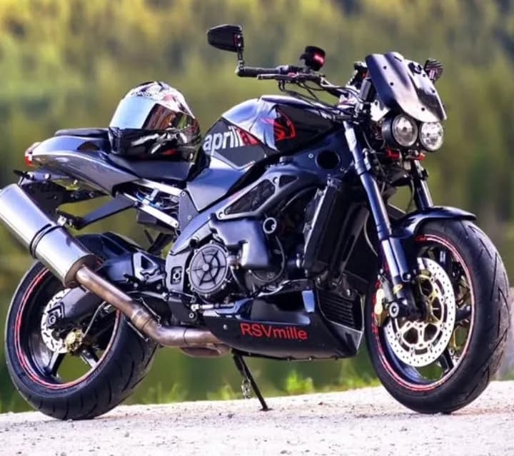 Aprilia Tuono