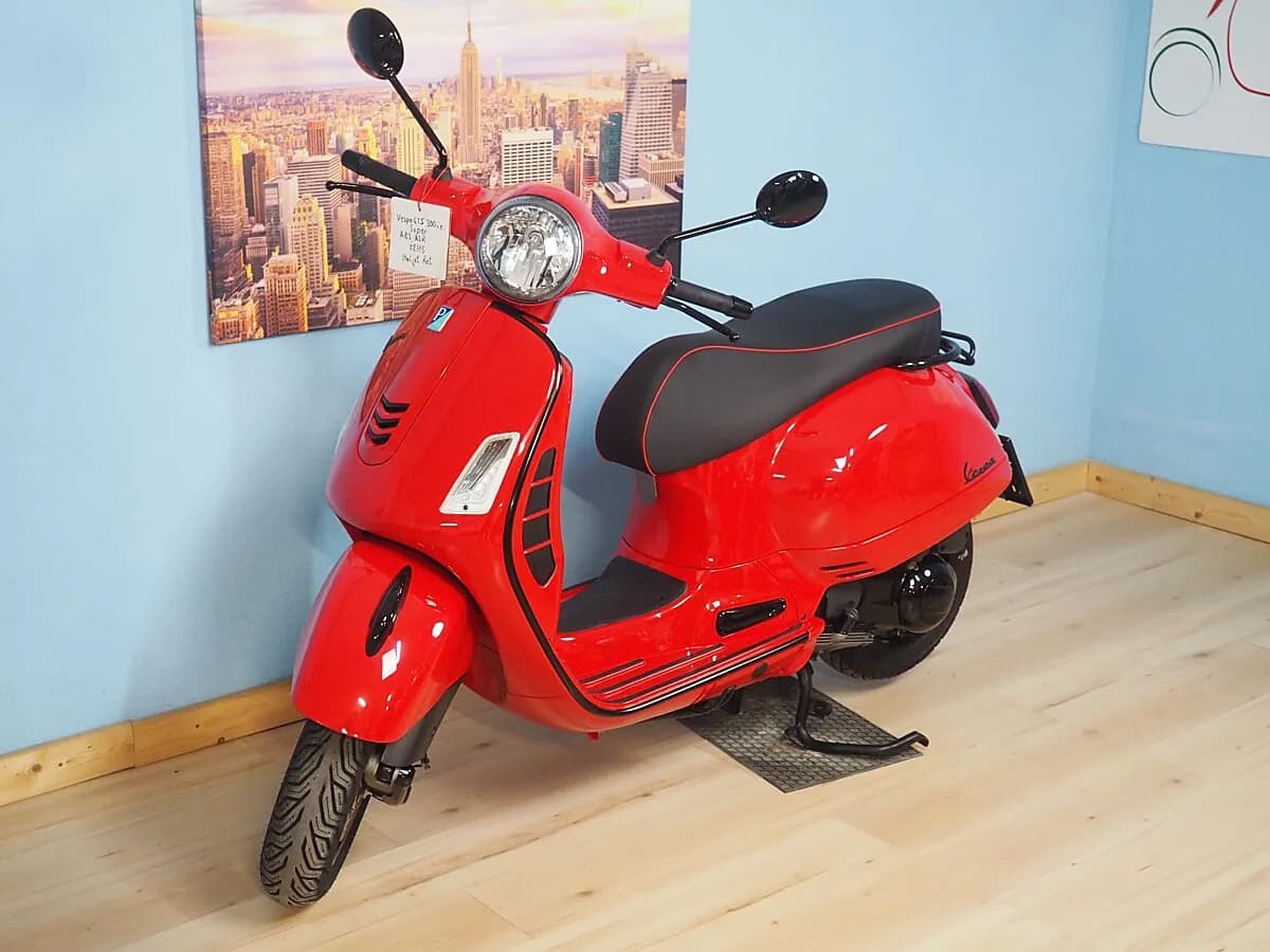 Vespa GTS