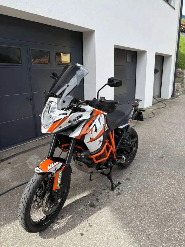 KTM 1190