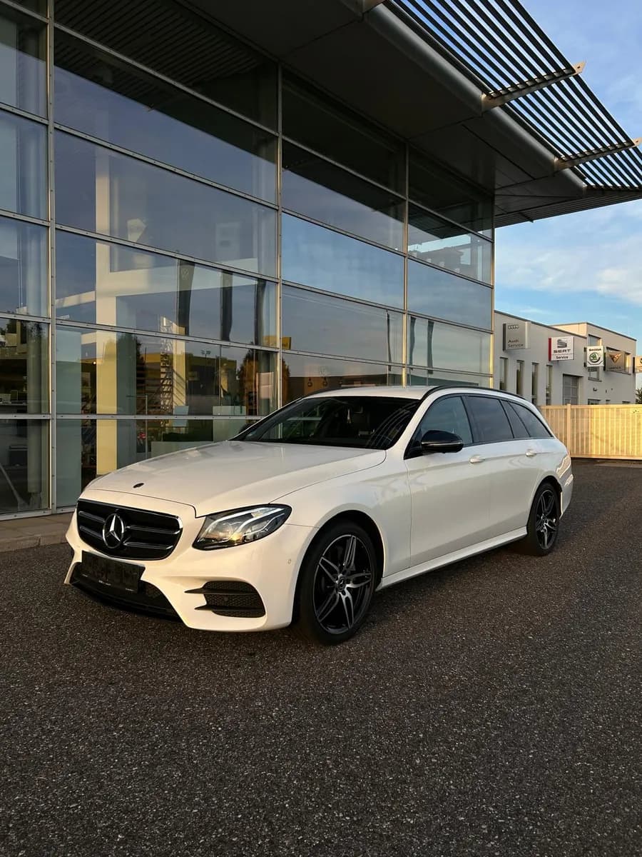 Mercedes-Benz E-Klasse 2018 – € 23.990, 160 000 km – Bild 1 von 11